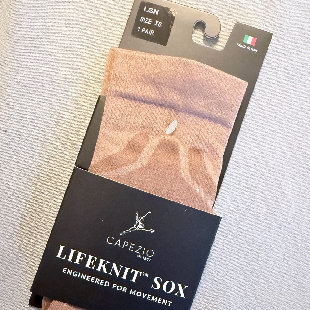 Capezio LifeKnit Dance Compression Socks- Sun Tan